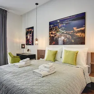 D&a Luxury With Free Parking Appartamento