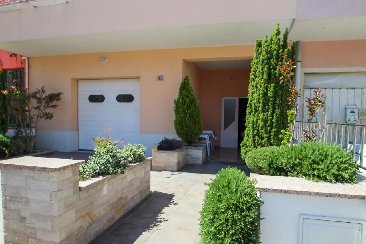 Apartment Nada Pula