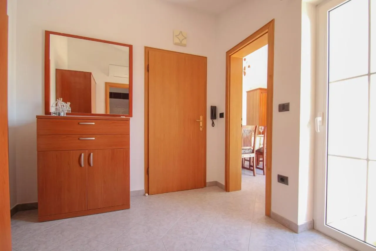 Apartment Nada Pula