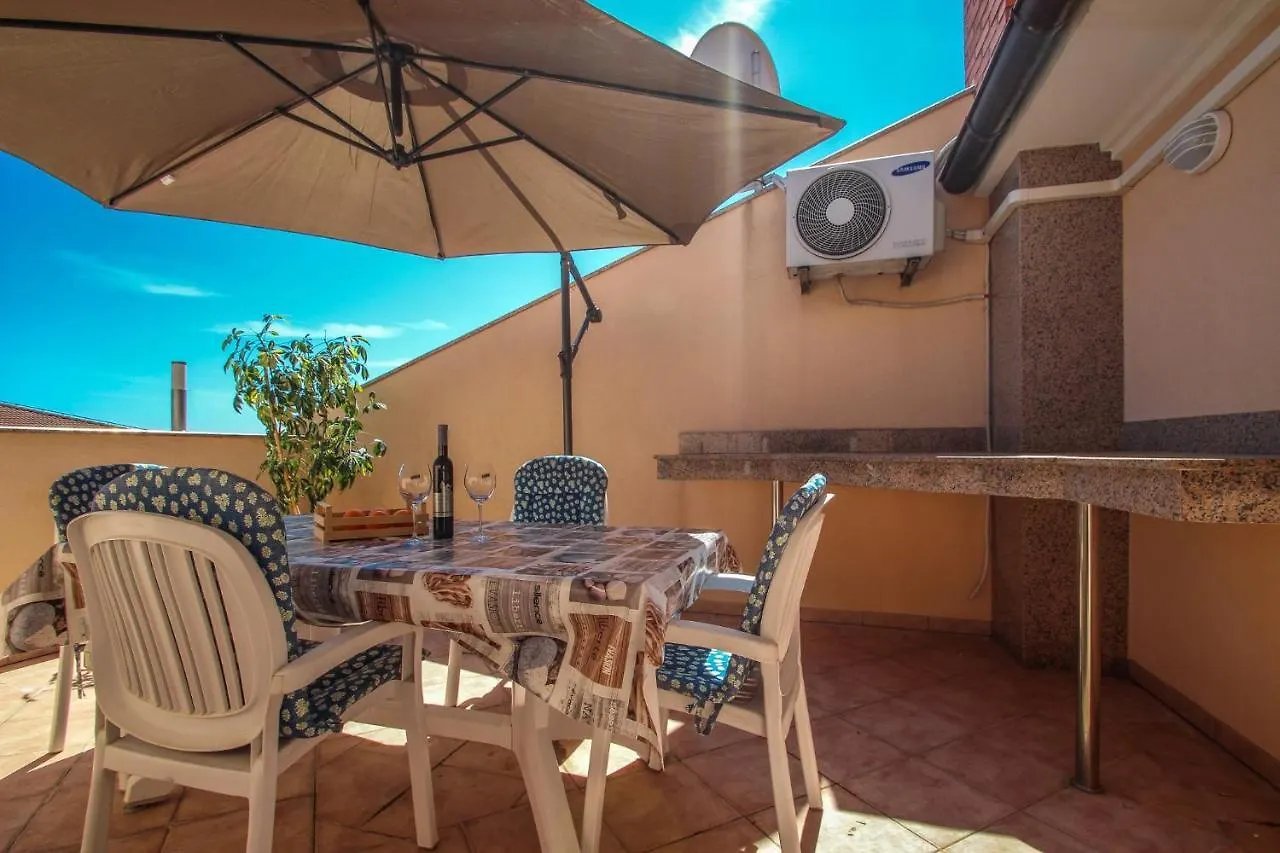 Apartment Nada Pula Croatia