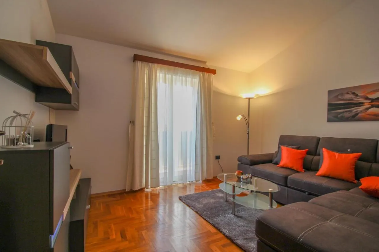 Apartment Nada Pula